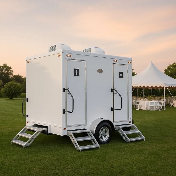 Restroom trailer
