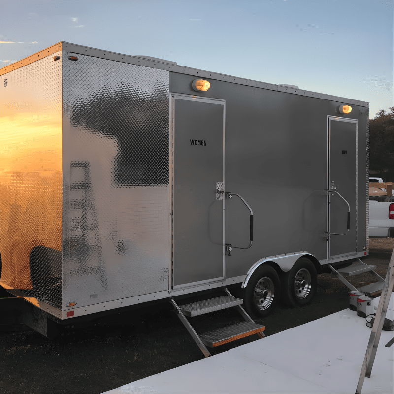 Shower Restrooms Trailer