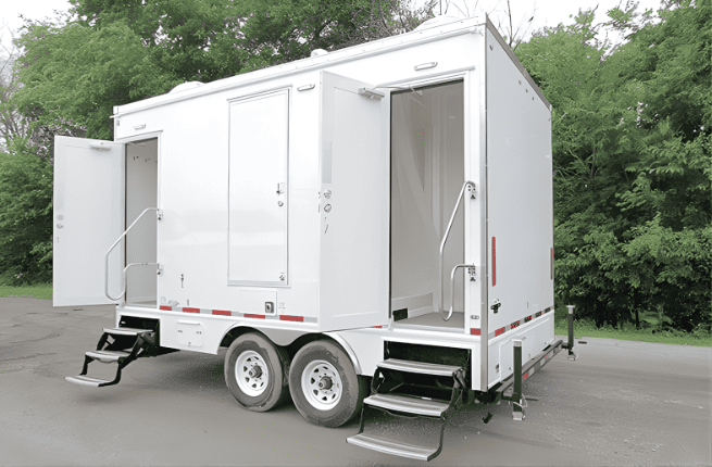 Shower Restrooms Trailer